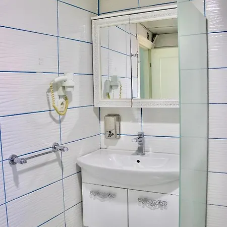 Lejlighedshotel Malabadi - Old 3*